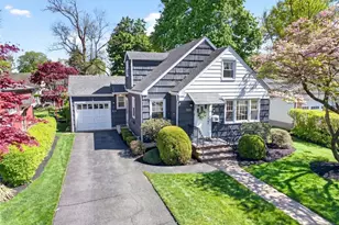 832 Summit Ave, Hackensack, NJ 07601 - Photo 1