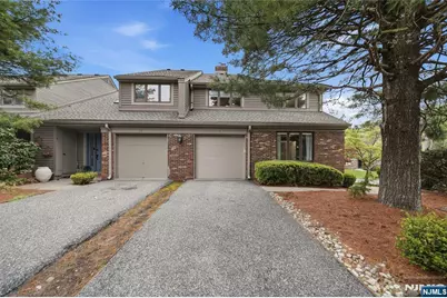 113 Macleish Court, Mahwah, NJ 07430 - Photo 1