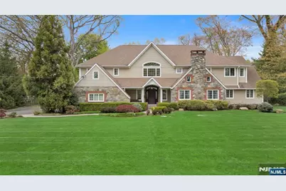 381 Pinewood Drive, Wyckoff Township, NJ 07481 - Photo 1