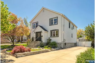 530 5th Avenue, Lyndhurst Township, NJ 07071 - Photo 1