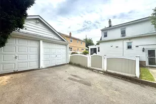 10-01 Berdan Ave, Fair Lawn, NJ 07410 - Photo 1