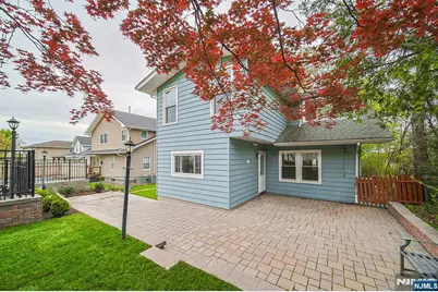 586 Hillside Street, Ridgefield, NJ 07657 - Photo 1
