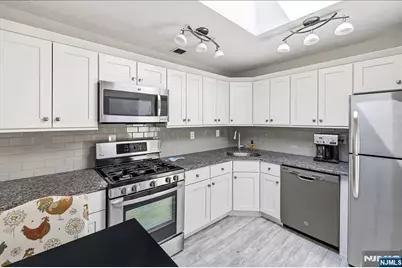 1150 River Road Phb #PHB, Edgewater, NJ 07020 - Photo 1
