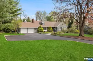 20 Deerhorn Trail, Upper Saddle River, NJ 07458 - Photo 1