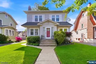 122 Montrose St, Newark, NJ 07106 - Photo 1
