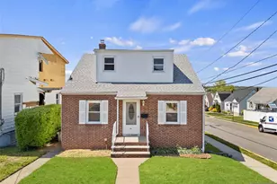 765 Chase Ave, Lyndhurst Township, NJ 07071 - Photo 1