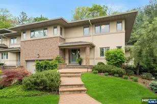 22 Fox Run, Allendale, NJ 07401 - Photo 1