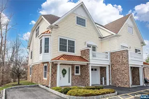 21 Riverbend Ct, New Providence, NJ 07974 - Photo 1