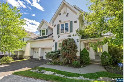 17 Crooked Hill, Oakland, NJ 07436 - Photo 1