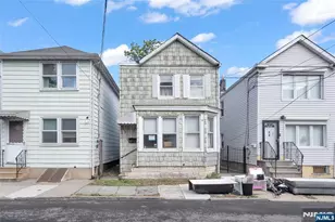88 Komorn, Newark, NJ 07105 - Photo 1