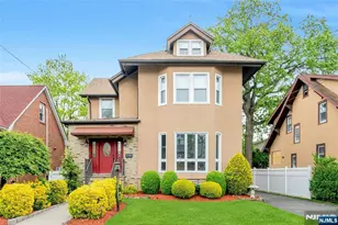 1130 Edgewood Ln, Fort Lee, NJ 07024 - Photo 1