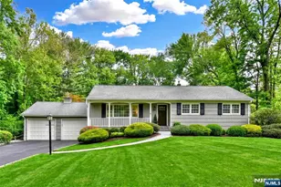 60 Dimmig Rd, Upper Saddle River, NJ 07458 - Photo 1