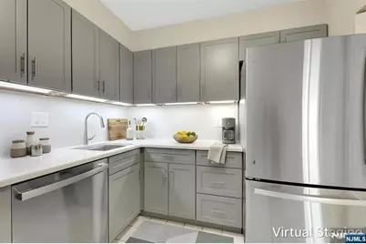 2000 Linwood 14 0 #14 0, Fort Lee, NJ 07024 - Photo 1