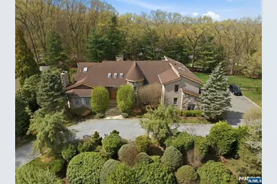 291 Truman Drive, Cresskill, NJ 07626 - Photo 1