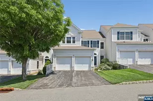 8 Yorktown Ln 704, Totowa, NJ 07512 - Photo 1