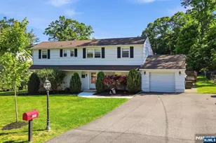 101 Walnut St, Oakland, NJ 07436 - Photo 1