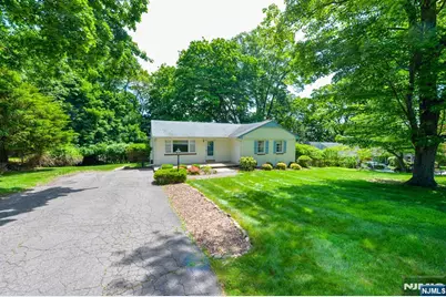 51 Charwalt Drive, Hawthorne, NJ 07506 - Photo 1