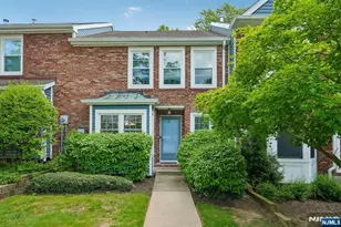 53 Woodledge Ct, Rockaway Township, NJ 07866 - Photo 1