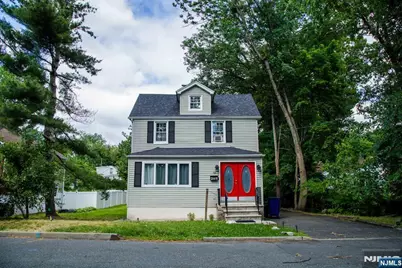 518 W Anderson Street, Hackensack, NJ 07601 - Photo 1