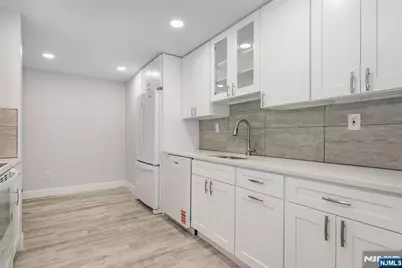 446 Passaic Street 3F #3F, Hackensack, NJ 07601 - Photo 3