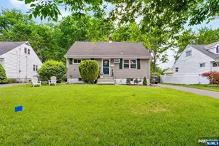 642 Ellington Rd, Ridgewood, NJ 07450 - Photo 1