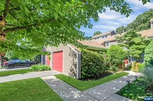 172 Grandview Ln, Mahwah, NJ 07430 - Photo 1