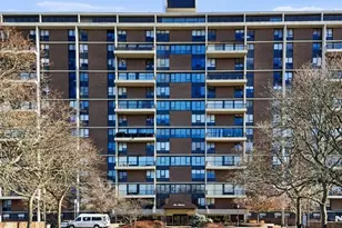 2 Horizon 1010, Fort Lee, NJ 07024 - Photo 1