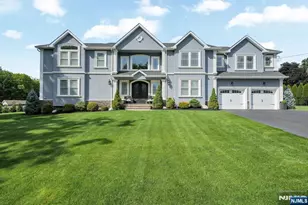 42 Saratoga Dr, Oakland, NJ 07436 - Photo 1