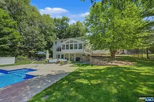 11 Goose Cove Ln, Ramsey, NJ 07446 - Photo 1