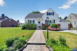 413 Maple Hill Dr, Hackensack, NJ 07601 - Photo 1