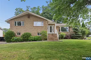 153 Charlotte Pl, Englewood Cliffs, NJ 07632 - Photo 1