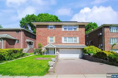 1227 Inwood Terrace 1F &amp; Gf #1F &amp; GF, Fort Lee, NJ 07024 - Photo 1