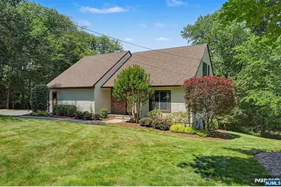 829 Ramapo Valley Road, Oakland, NJ 07436 - Photo 1