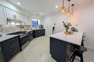 20 Quincy Ln C, West Milford, NJ 07480 - Photo 1