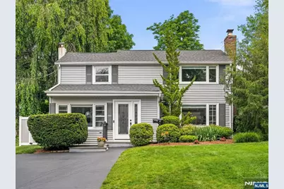47 W Saddle River Road, Waldwick, NJ 07463 - Photo 1