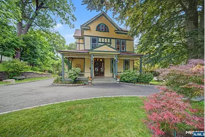 76 Hillside Avenue, Tenafly, NJ 07670 - Photo 1