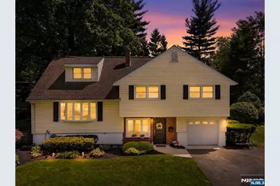 13 Gritman Court, Westwood, NJ 07675 - Photo 1