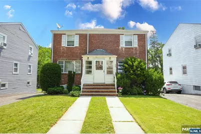 605 Linden Avenue, Teaneck Township, NJ 07666 - Photo 1