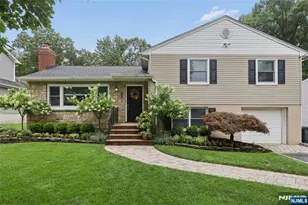 231 Canterbury Dr, Ramsey, NJ 07446 - Photo 1