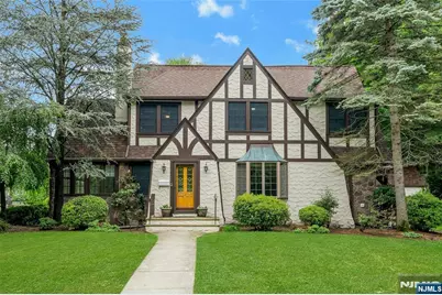60 Chestnut Street, Ramsey, NJ 07446 - Photo 1