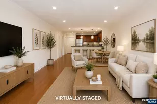 302 Chase Ct 302, Edgewater, NJ 07020 - Photo 1