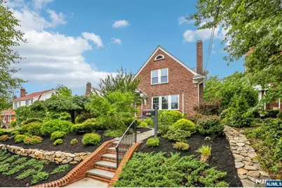 293 Euclid Avenue, Hackensack, NJ 07601 - Photo 1