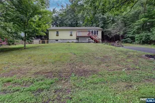 101 Old Clove Rd, Sussex, NJ 07461 - Photo 1