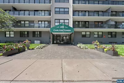 285 Aycrigg Avenue 15C #15C, Passaic, NJ 07055 - Photo 1
