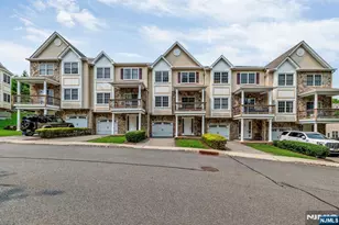 15 Halina Ln, Butler, NJ 07405 - Photo 1