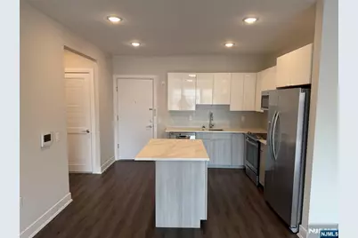 470 Main Street 712 #712, Fort Lee, NJ 07024 - Photo 1