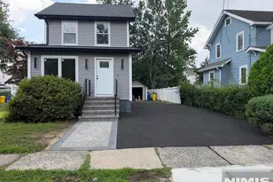 184 Walnut St, Teaneck Township, NJ 07666 - Photo 1