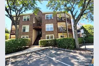 544 Ridge Lane, Fort Lee, NJ 07024 - Photo 1