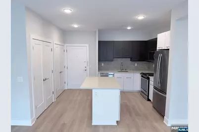 2150 N Central Road 309 #309, Fort Lee, NJ 07024 - Photo 1