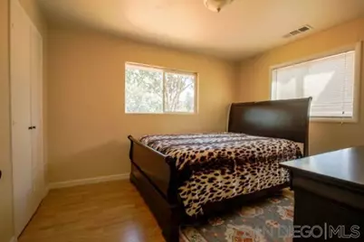  560 Irwin Lane, Santa Rosa, CA 95401 - Photo 11